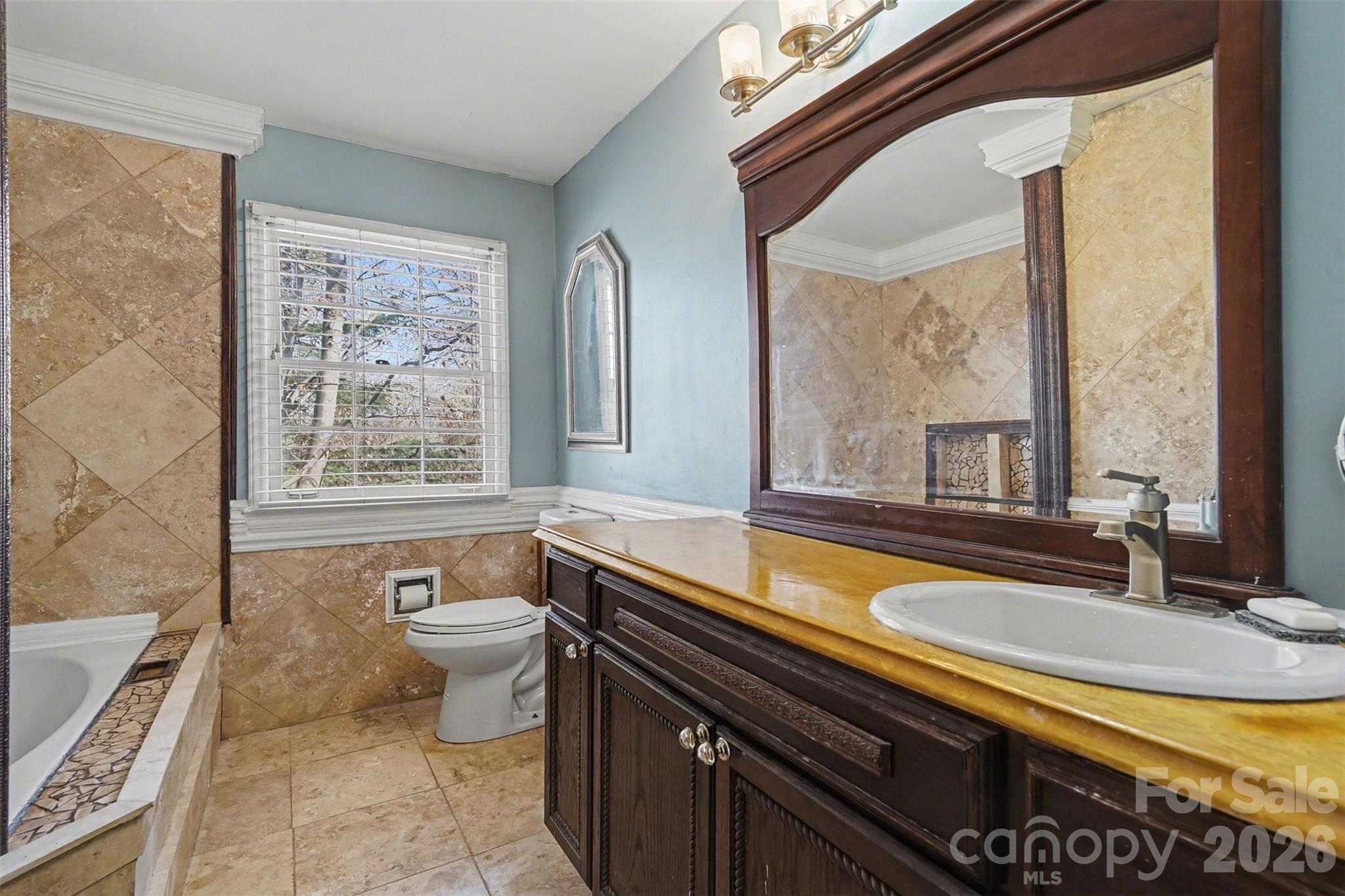 7144 Chapparall Lane Charlotte NC 28215