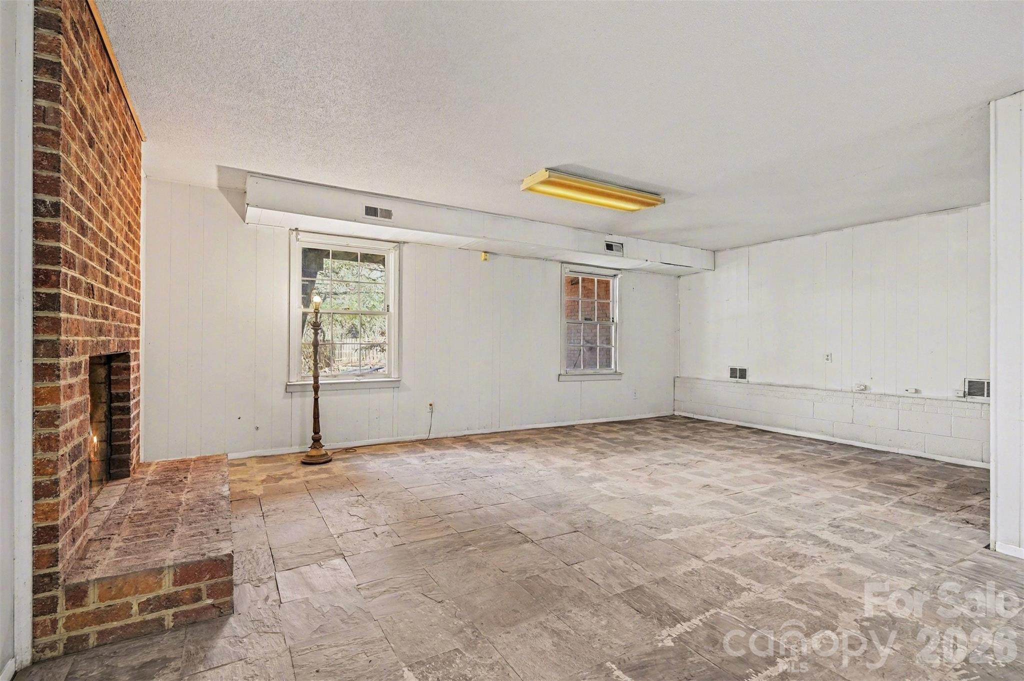 7144 Chapparall Lane Charlotte NC 28215