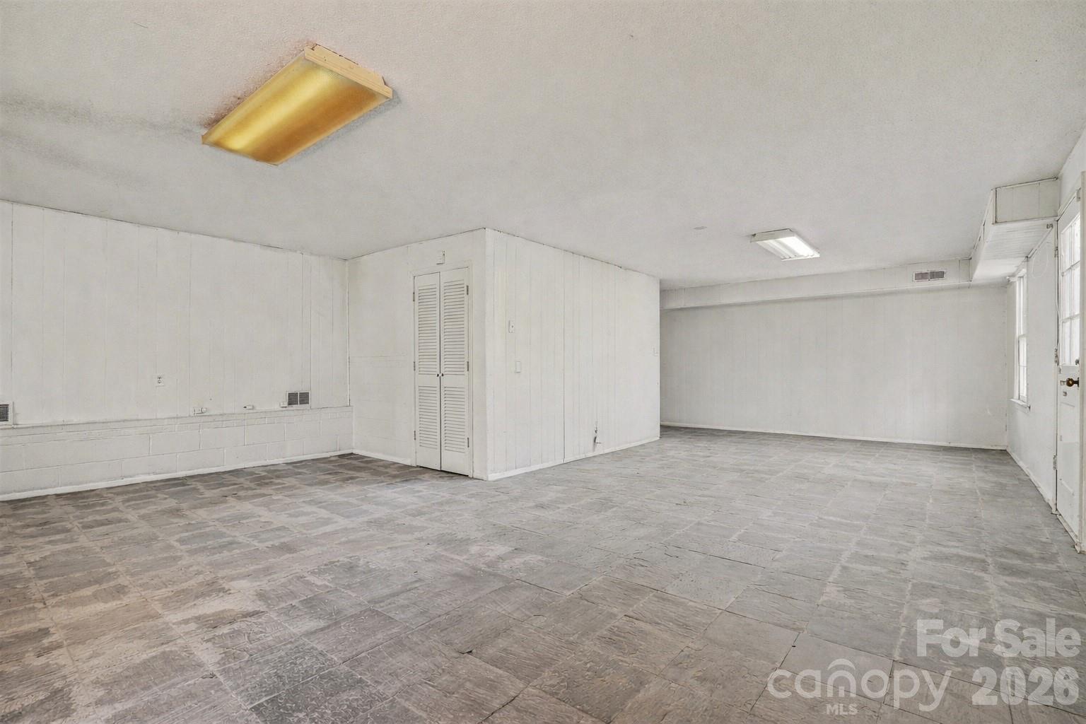 7144 Chapparall Lane Charlotte NC 28215