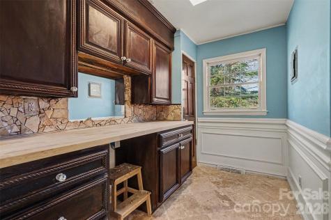 7144 Chapparall Lane Charlotte NC 28215