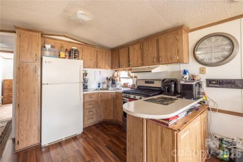 102 Deer Park Road Mount Gilead NC 27306