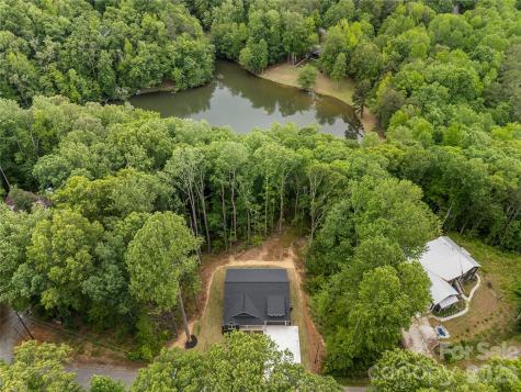 16 Forest Drive Travelers Rest SC 29690