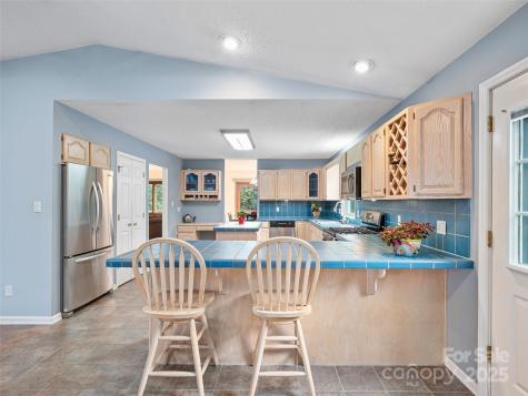 105 Goldfinch Lane Asheville NC 28803