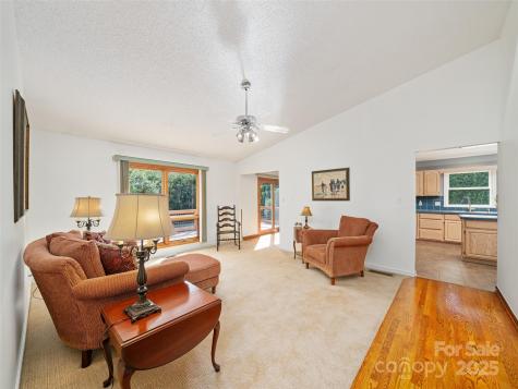 105 Goldfinch Lane Asheville NC 28803