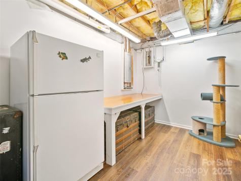 105 Goldfinch Lane Asheville NC 28803