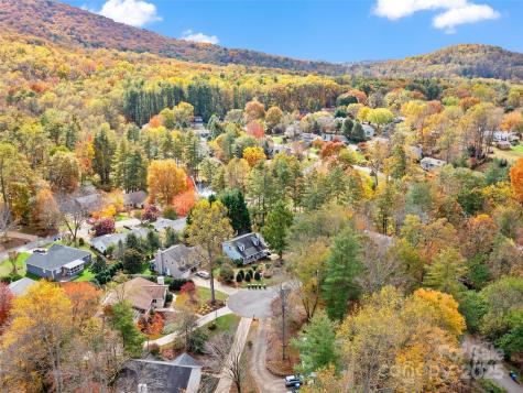 105 Goldfinch Lane Asheville NC 28803