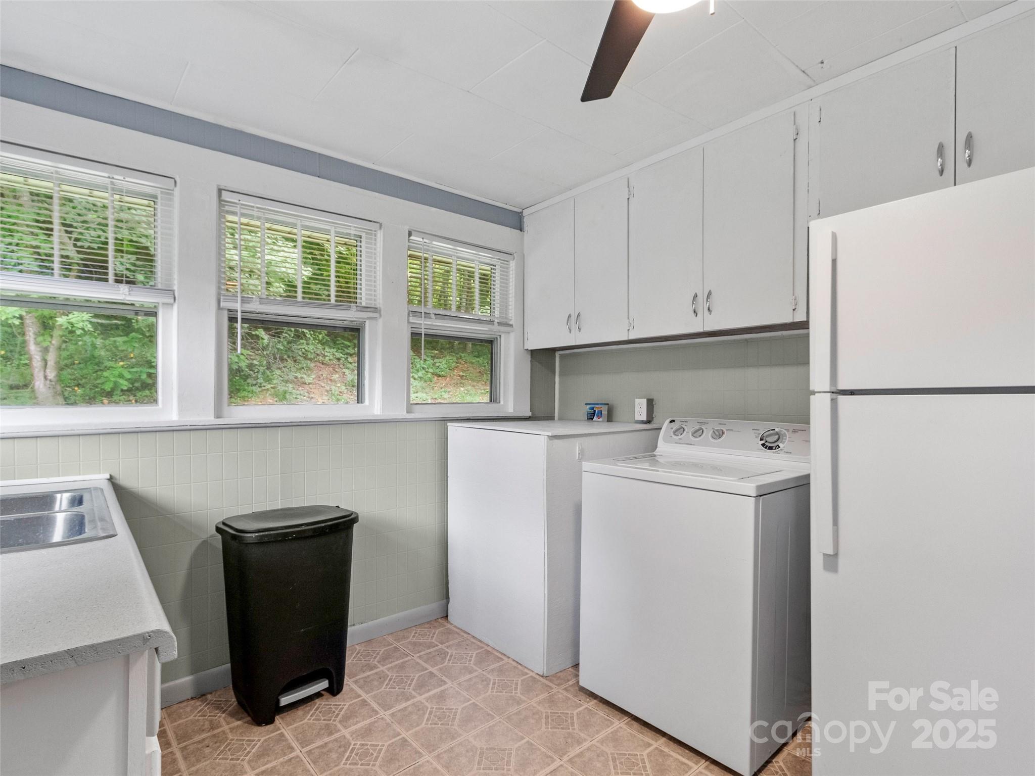 944 Georges Fork Road Burnsville NC 28714