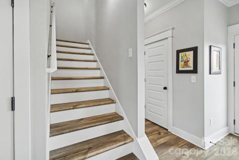 9 Crane Street Asheville NC 28806