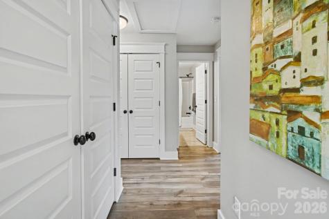 9 Crane Street Asheville NC 28806