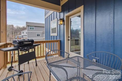 9 Crane Street Asheville NC 28806