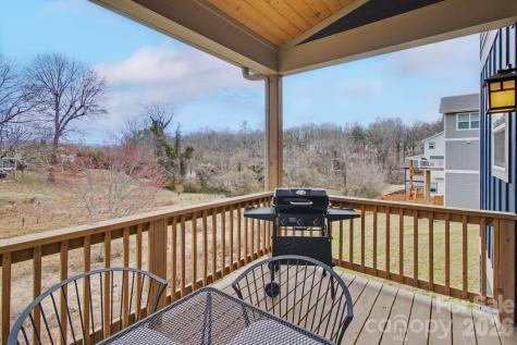 9 Crane Street Asheville NC 28806