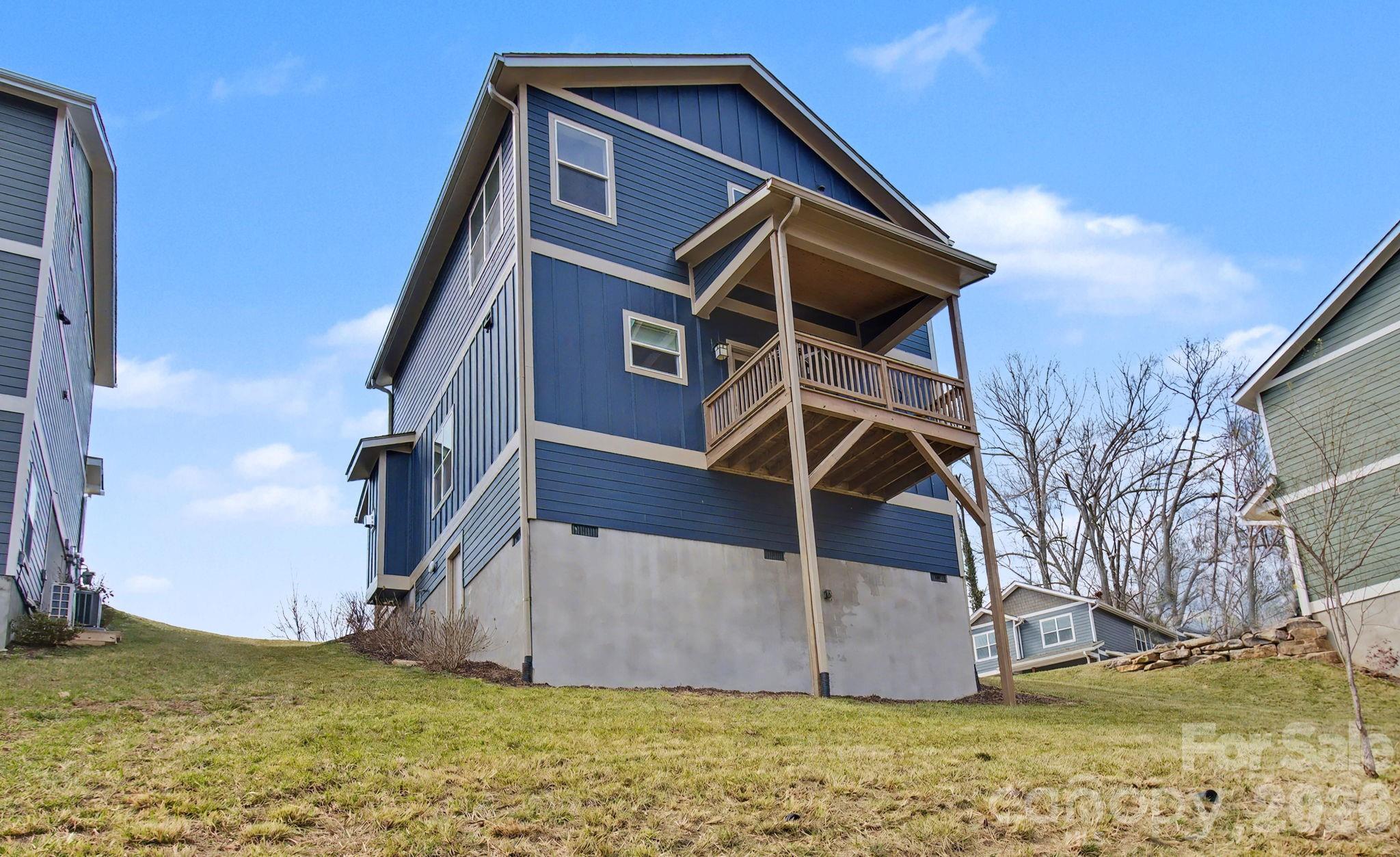 9 Crane Street Asheville NC 28806