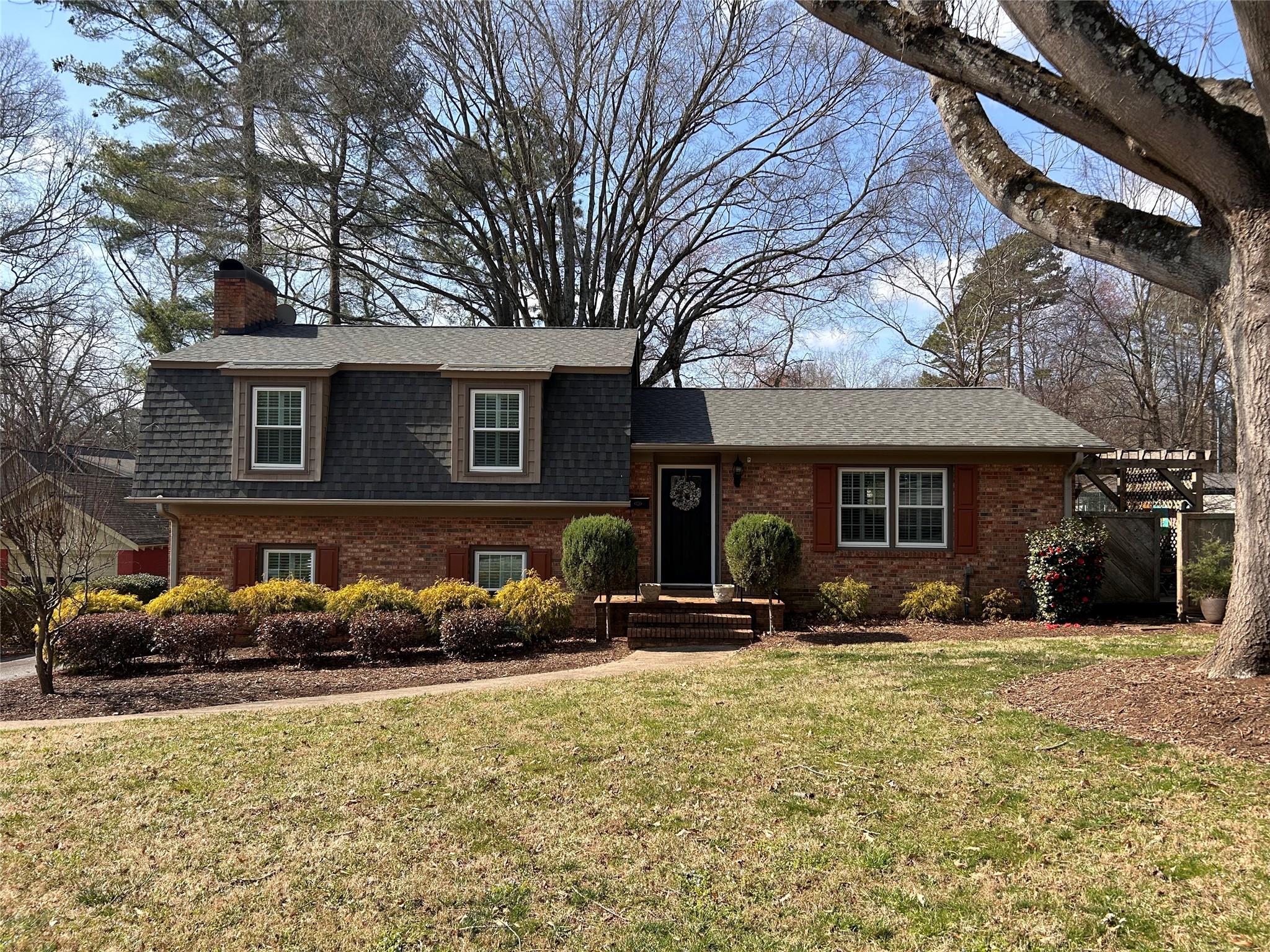 1215 6th Street NW Hickory NC 28601