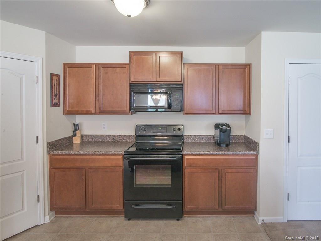 2307 Portola Court Charlotte NC 28269
