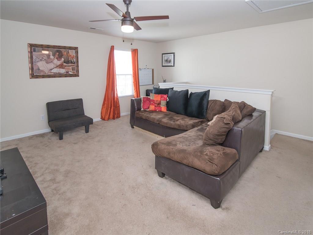 2307 Portola Court Charlotte NC 28269