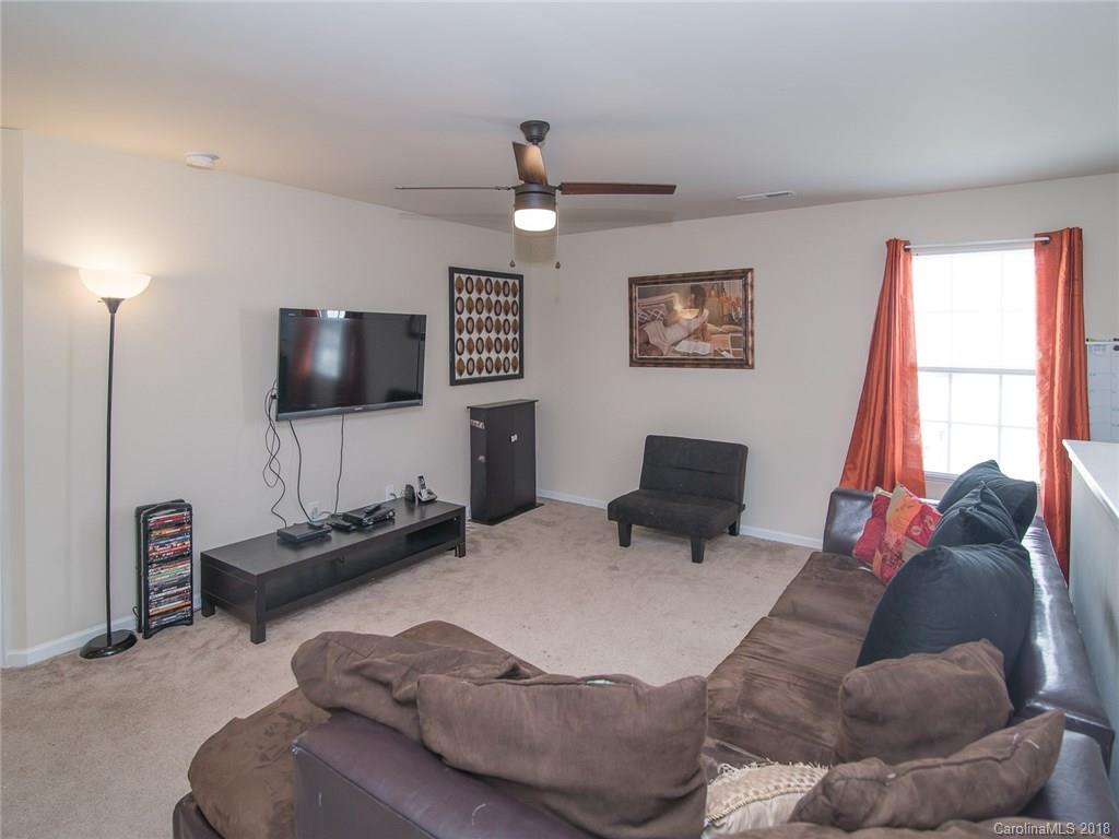 2307 Portola Court Charlotte NC 28269