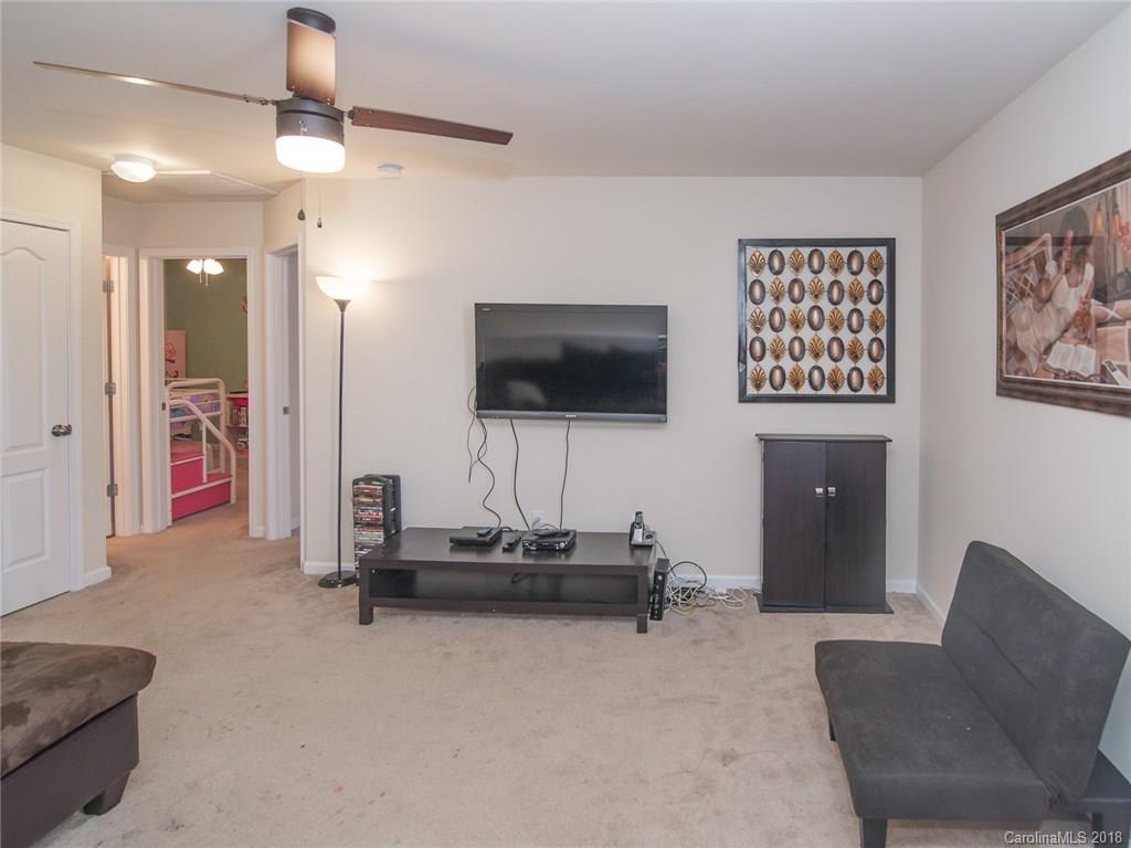 2307 Portola Court Charlotte NC 28269