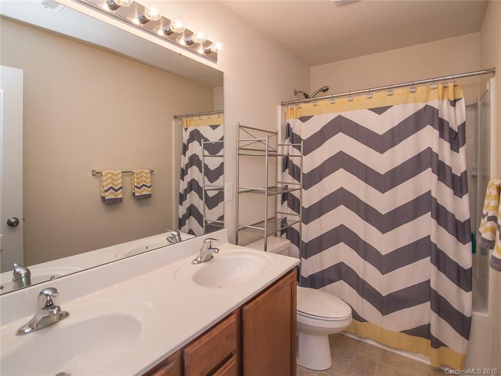 2307 Portola Court Charlotte NC 28269
