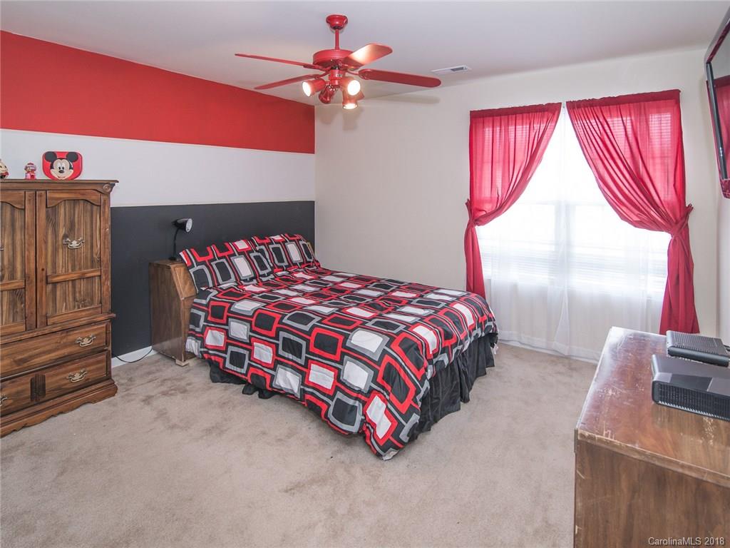 2307 Portola Court Charlotte NC 28269