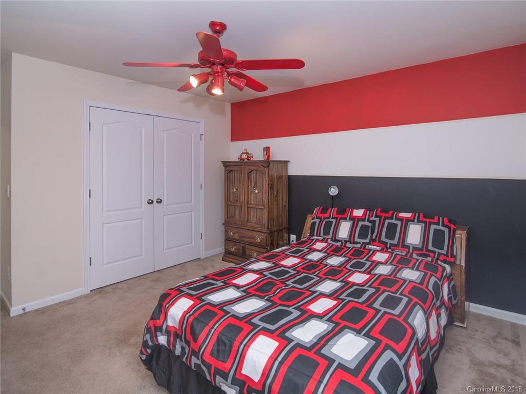 2307 Portola Court Charlotte NC 28269