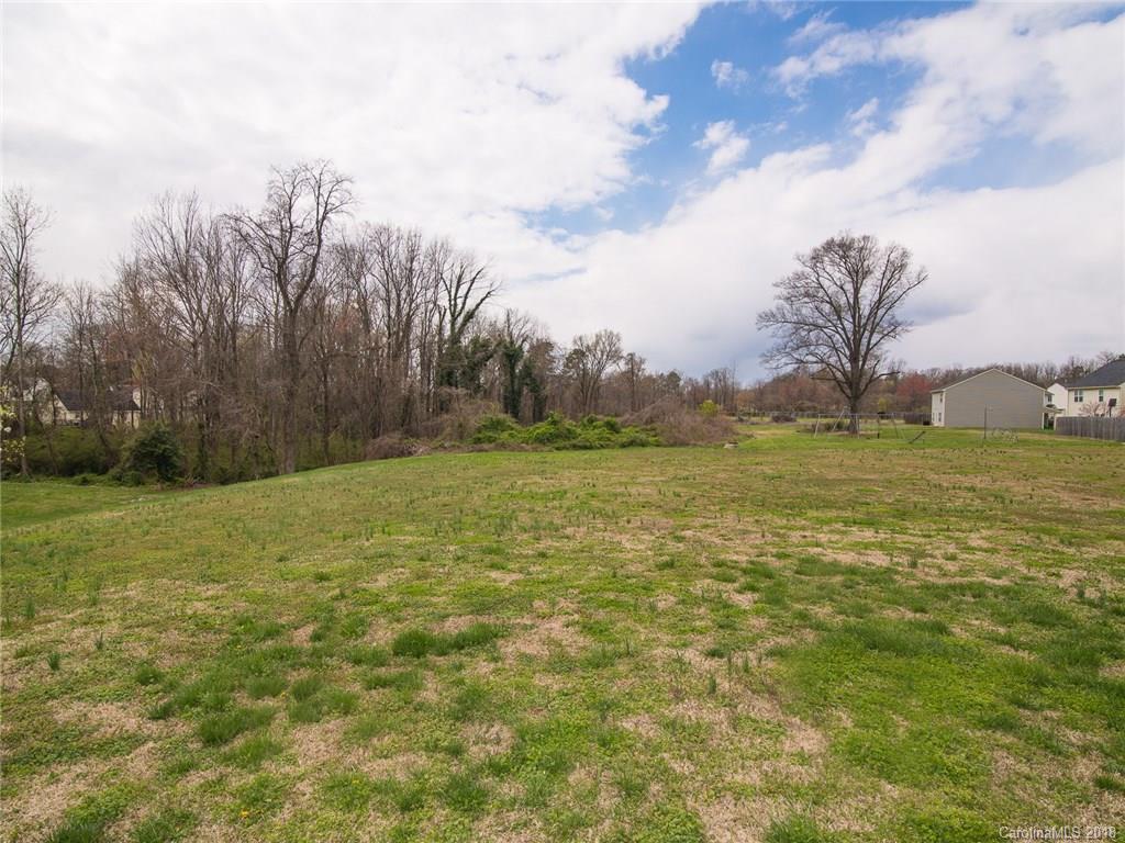 2307 Portola Court Charlotte NC 28269