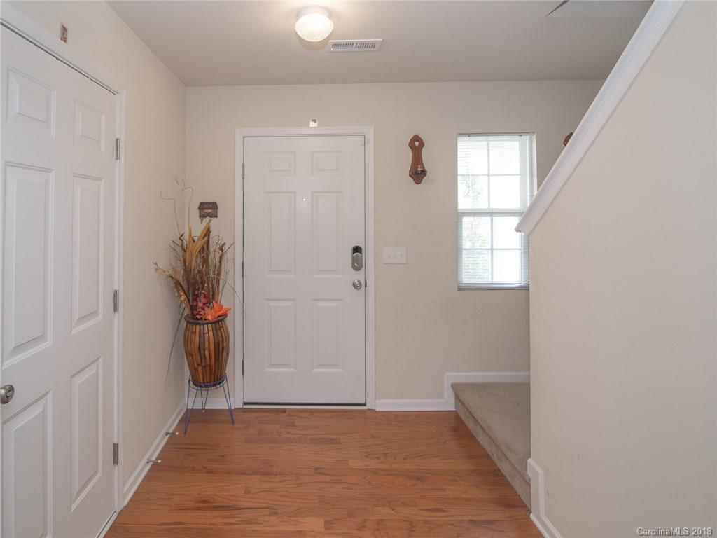 2307 Portola Court Charlotte NC 28269