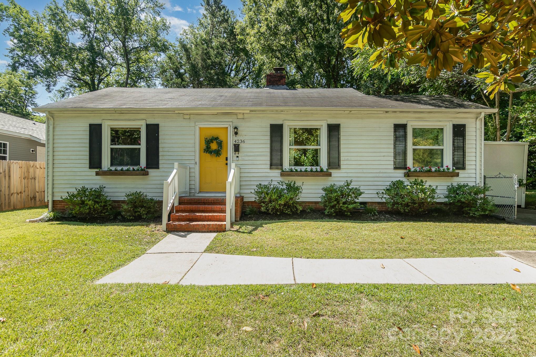 4236 Dinglewood Avenue Charlotte NC 28205