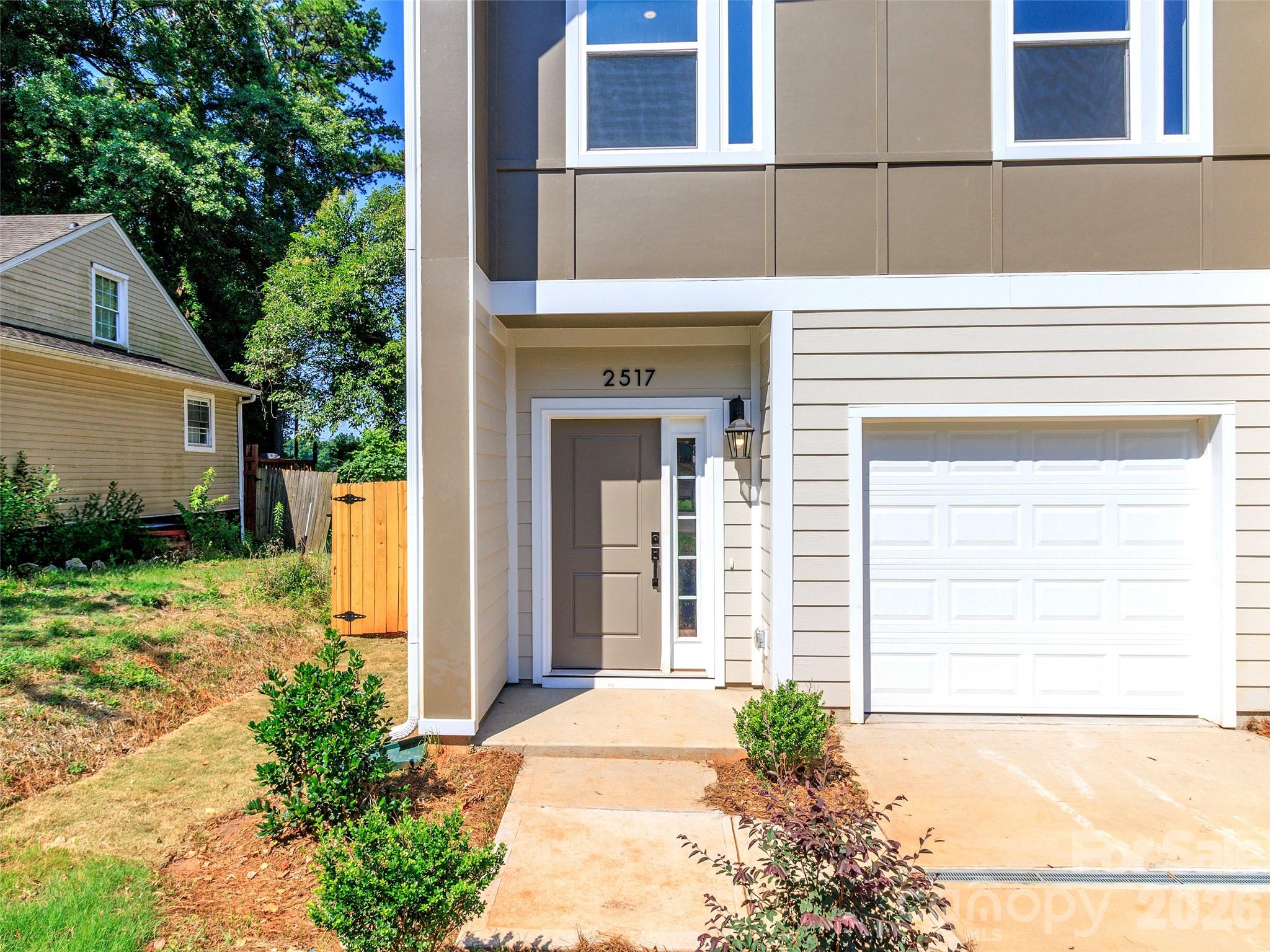 2517 Elon Street Charlotte NC 28208