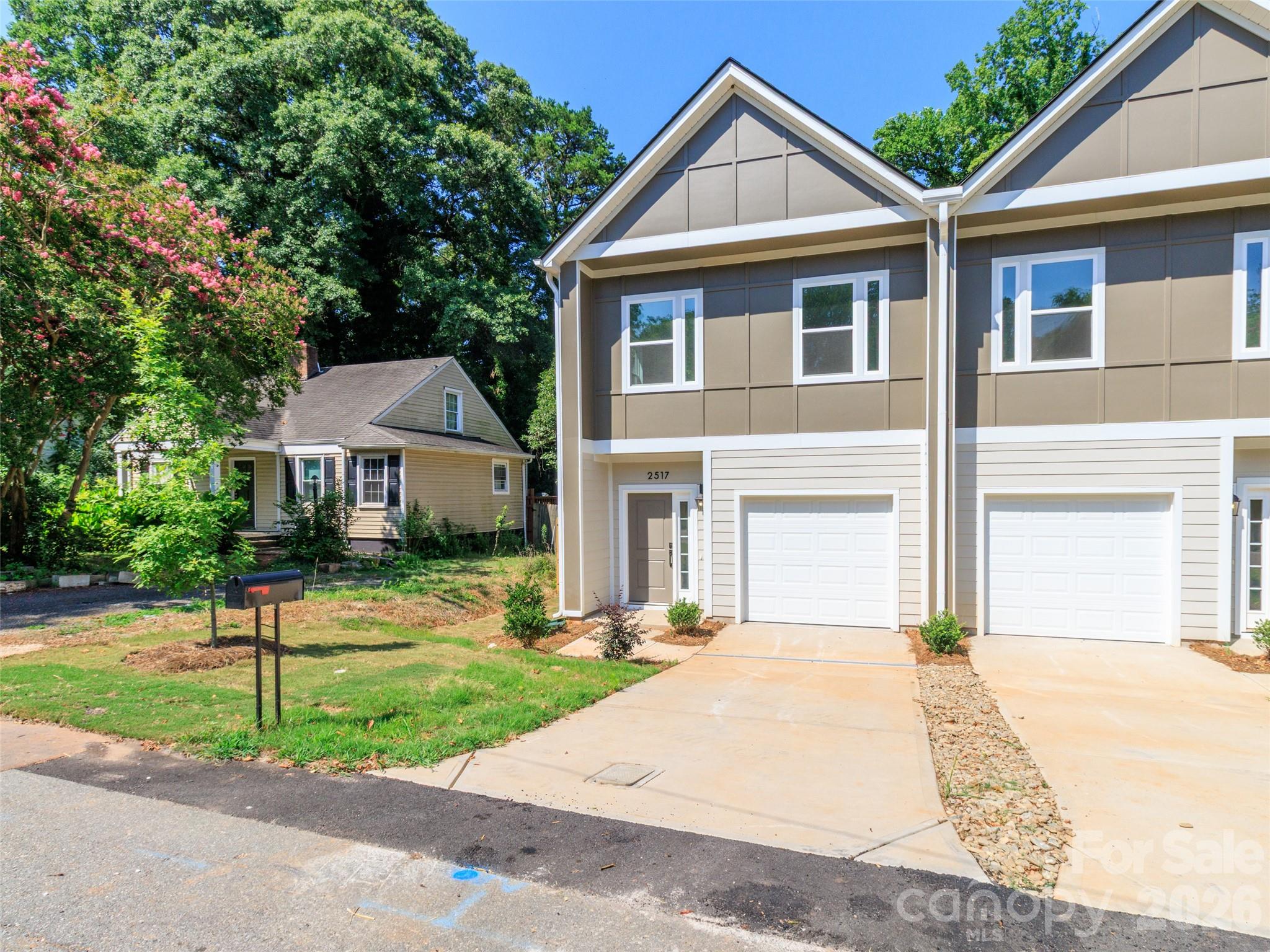 2517 Elon Street Charlotte NC 28208
