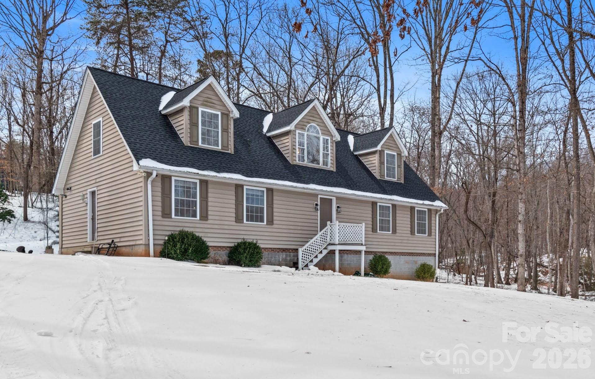 1012 Tuckda Way Hamptonville NC 27020