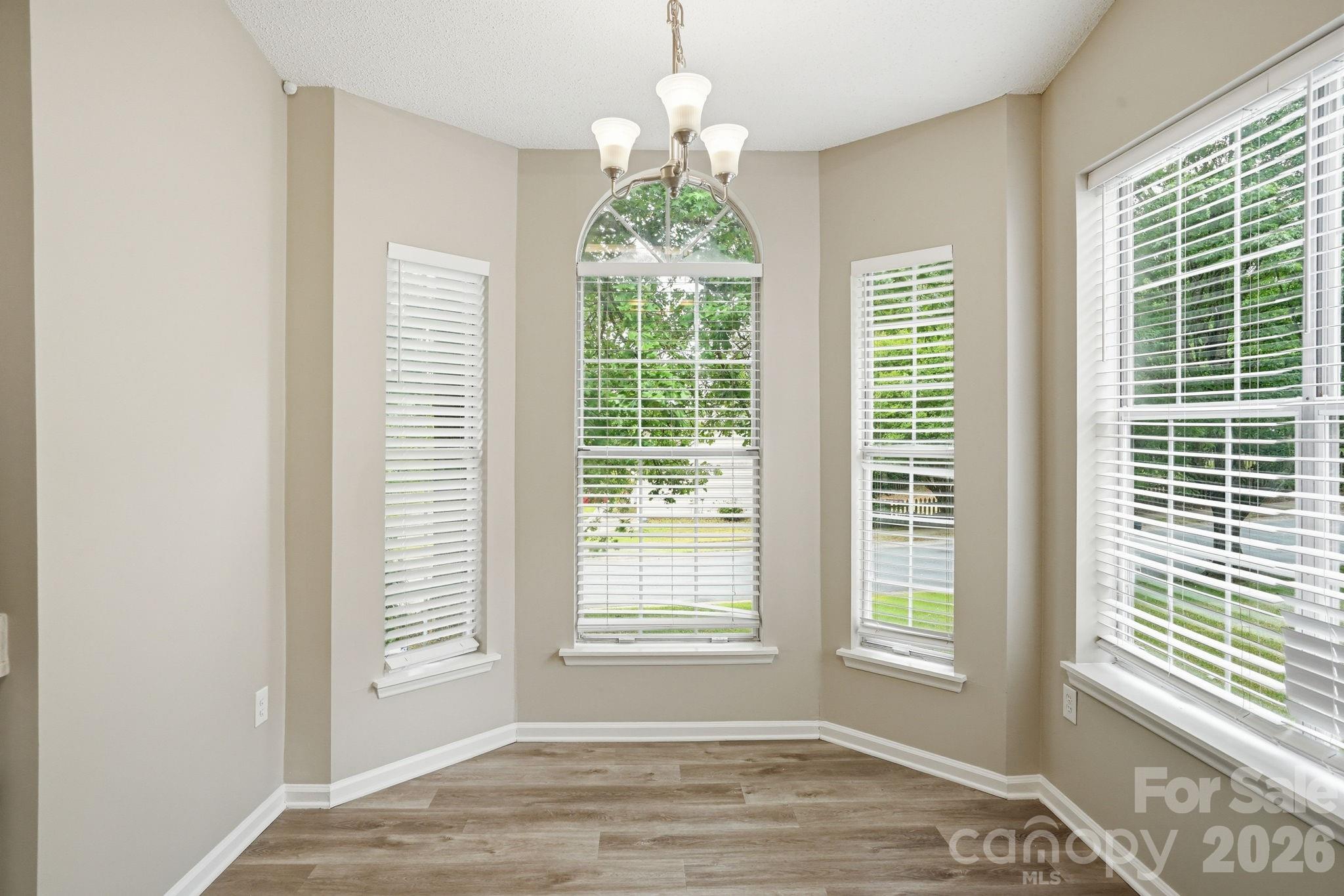 7200 Daerwood Place Charlotte NC 28215