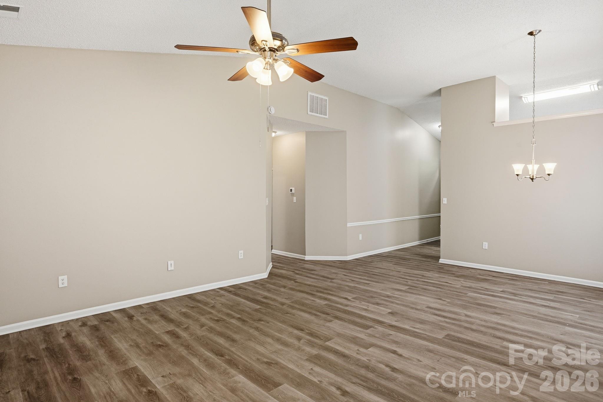 7200 Daerwood Place Charlotte NC 28215