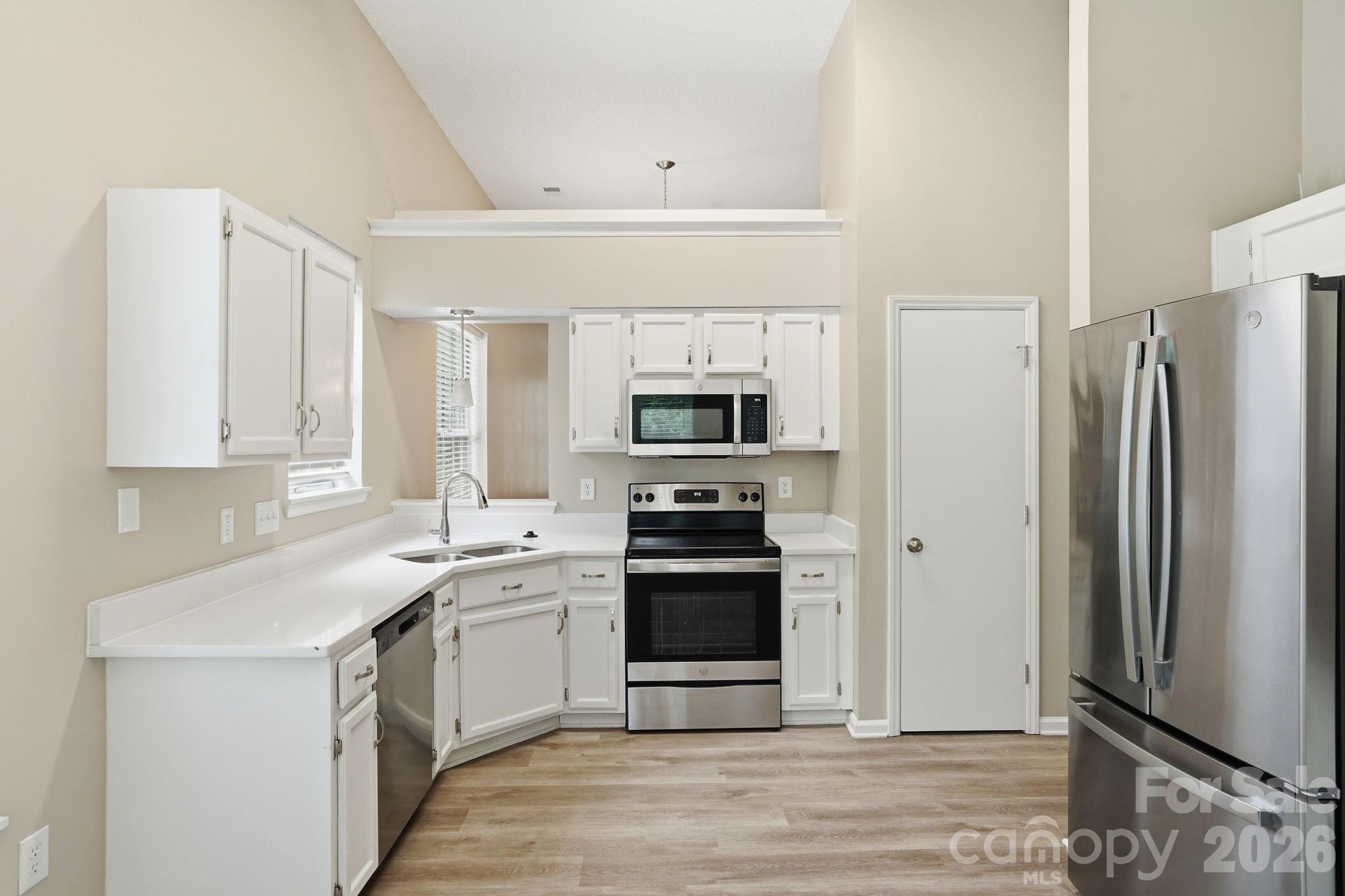 7200 Daerwood Place Charlotte NC 28215