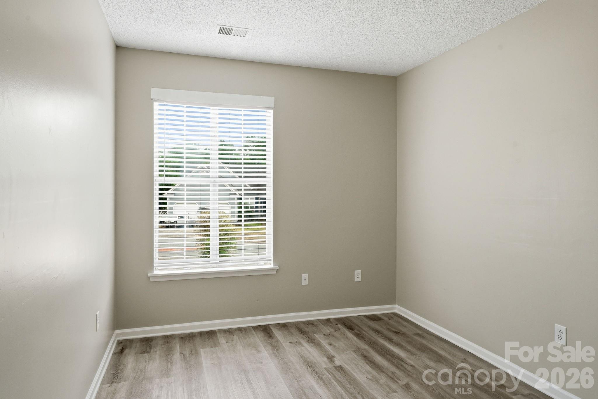 7200 Daerwood Place Charlotte NC 28215
