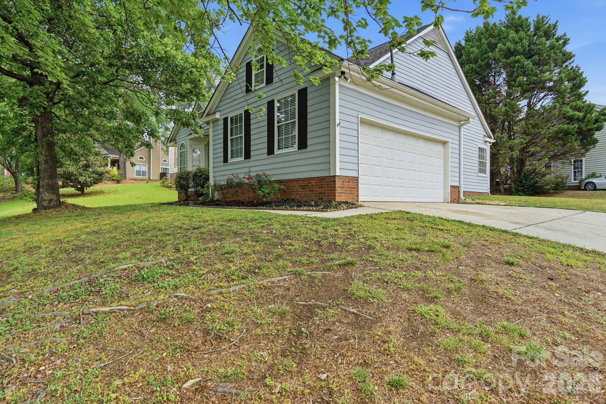 7200 Daerwood Place Charlotte NC 28215
