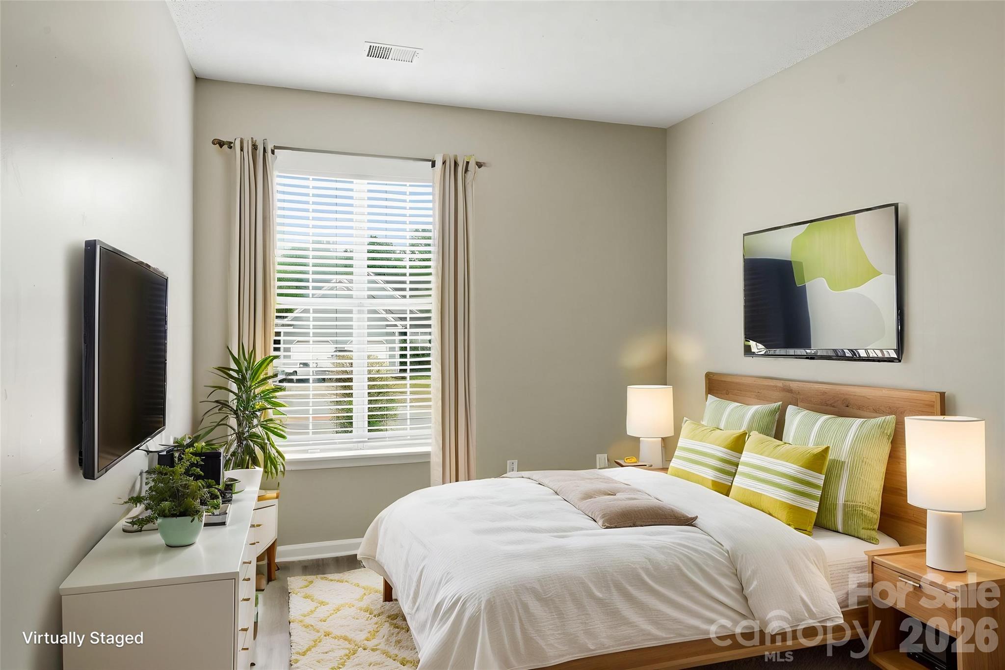 7200 Daerwood Place Charlotte NC 28215