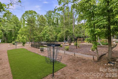 8 Ridgemont Drive Weaverville NC 28787