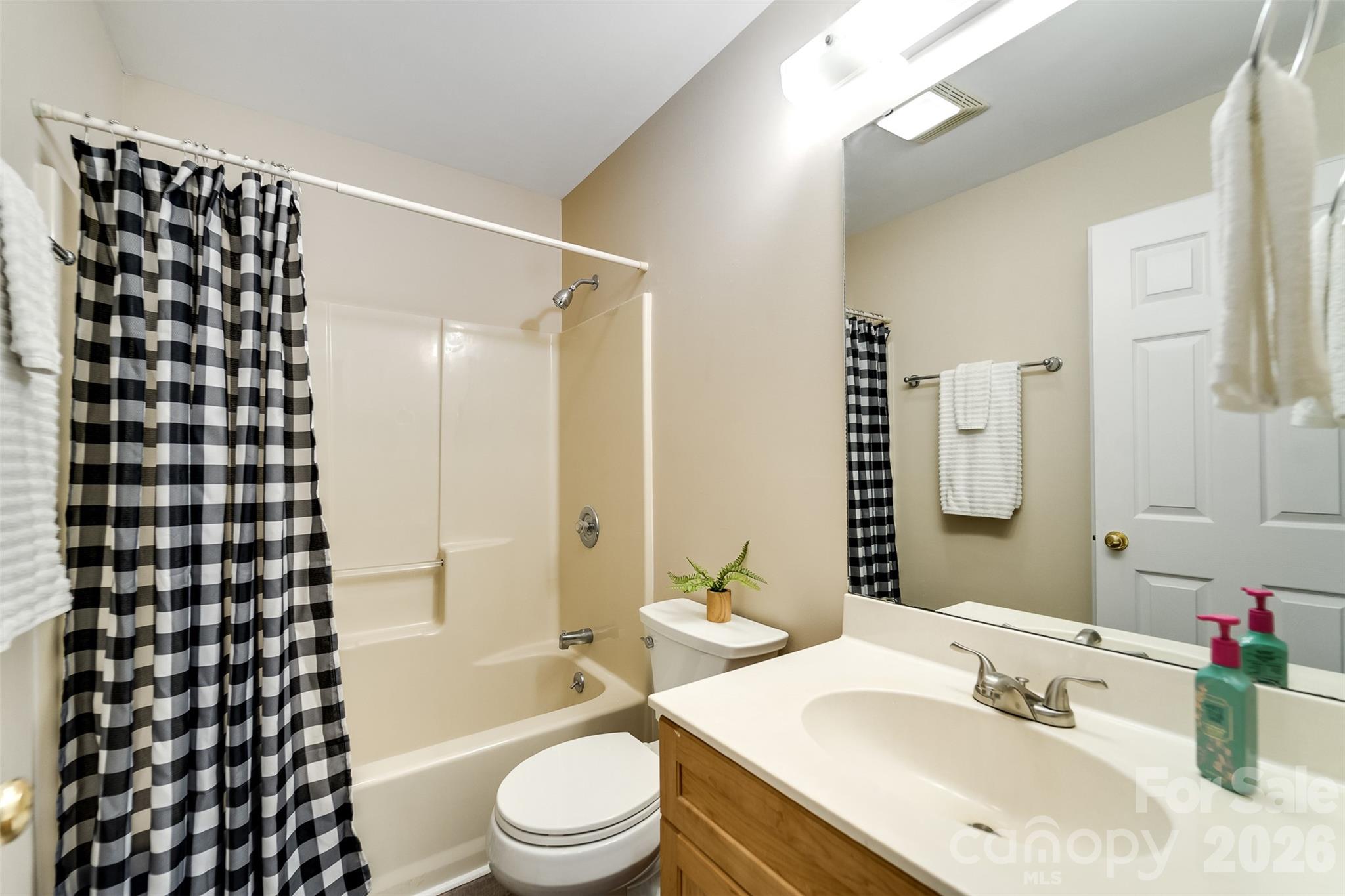 365 Duckback Trail Whittier NC 28789