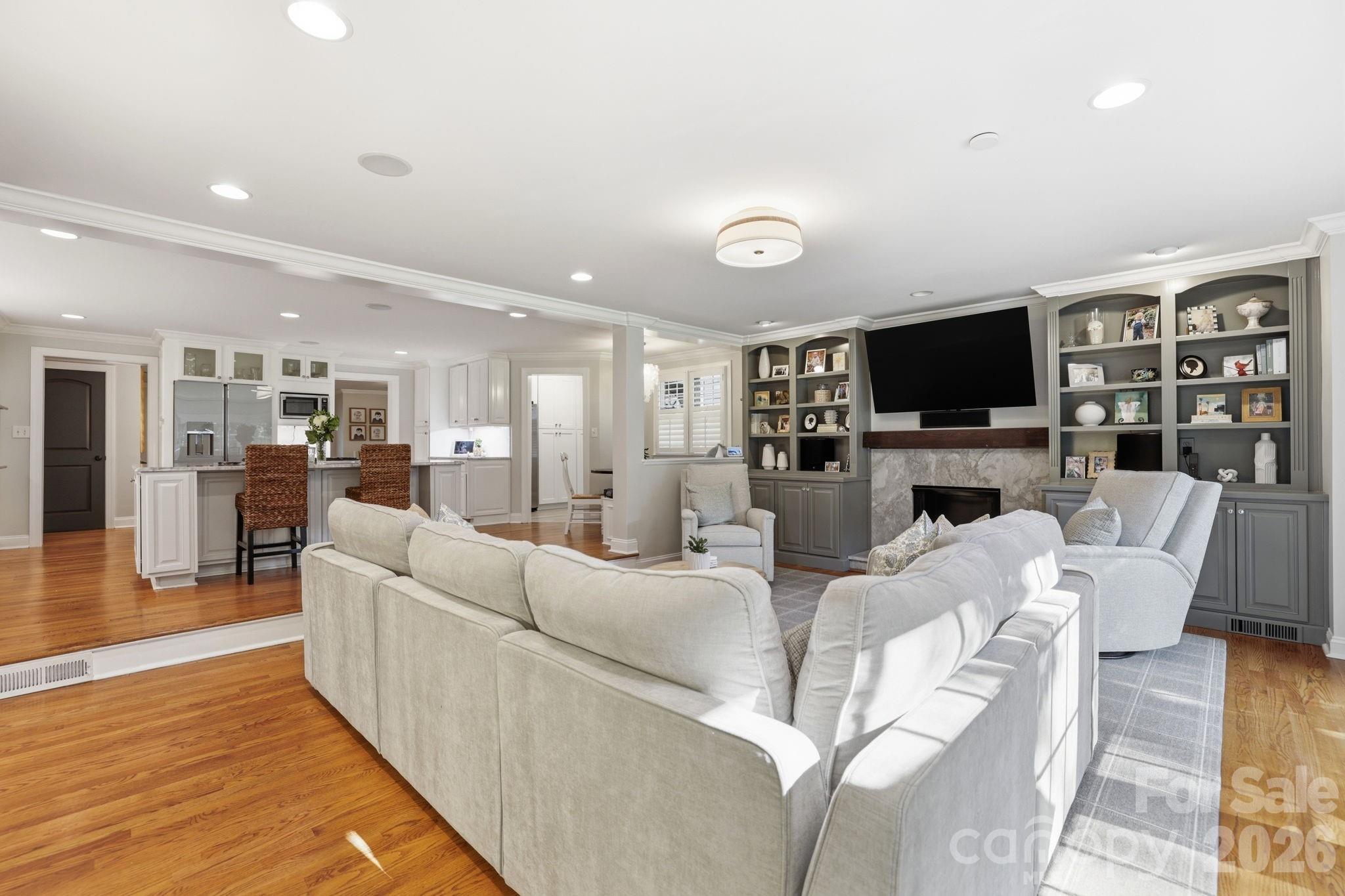 2927 Somerset Drive Charlotte NC 28209