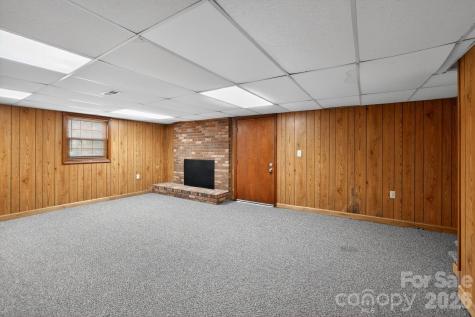 212 N Pine Lake Drive Spartanburg SC 29301