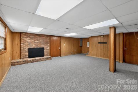 212 N Pine Lake Drive Spartanburg SC 29301