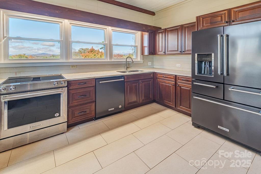 839 Jupiter Road Weaverville NC 28787