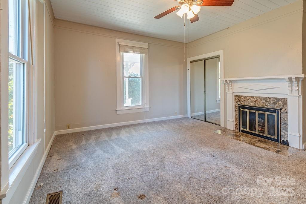 839 Jupiter Road Weaverville NC 28787