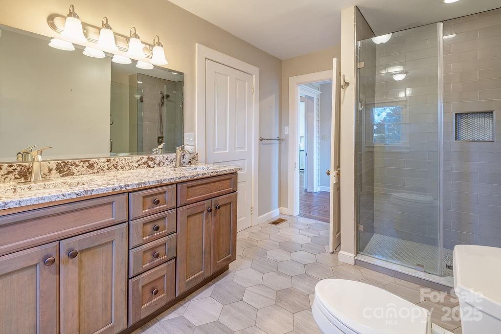 839 Jupiter Road Weaverville NC 28787
