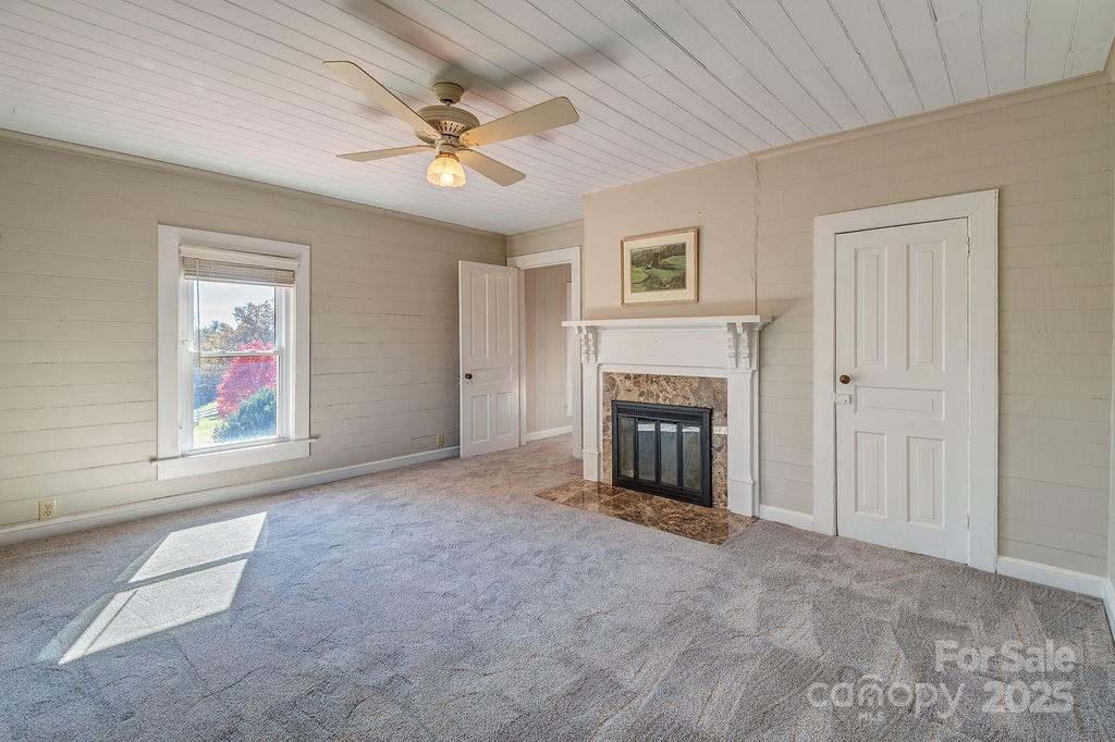 839 Jupiter Road Weaverville NC 28787