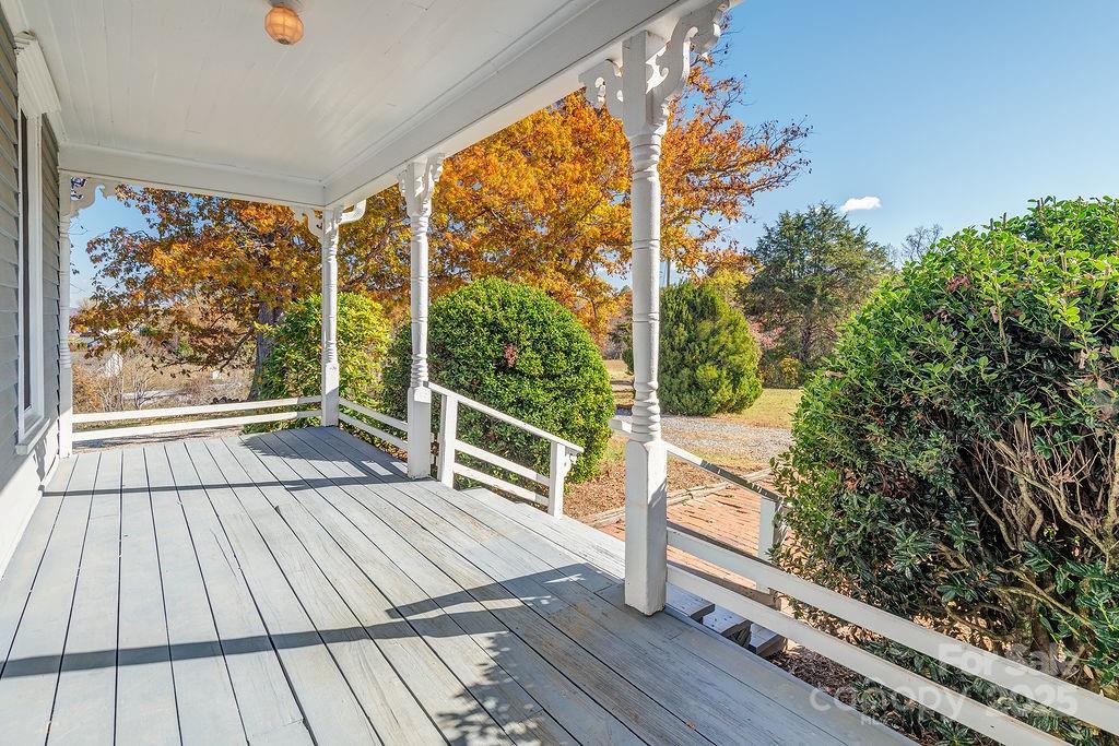 839 Jupiter Road Weaverville NC 28787