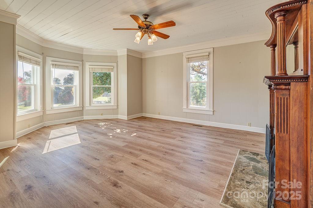 839 Jupiter Road Weaverville NC 28787