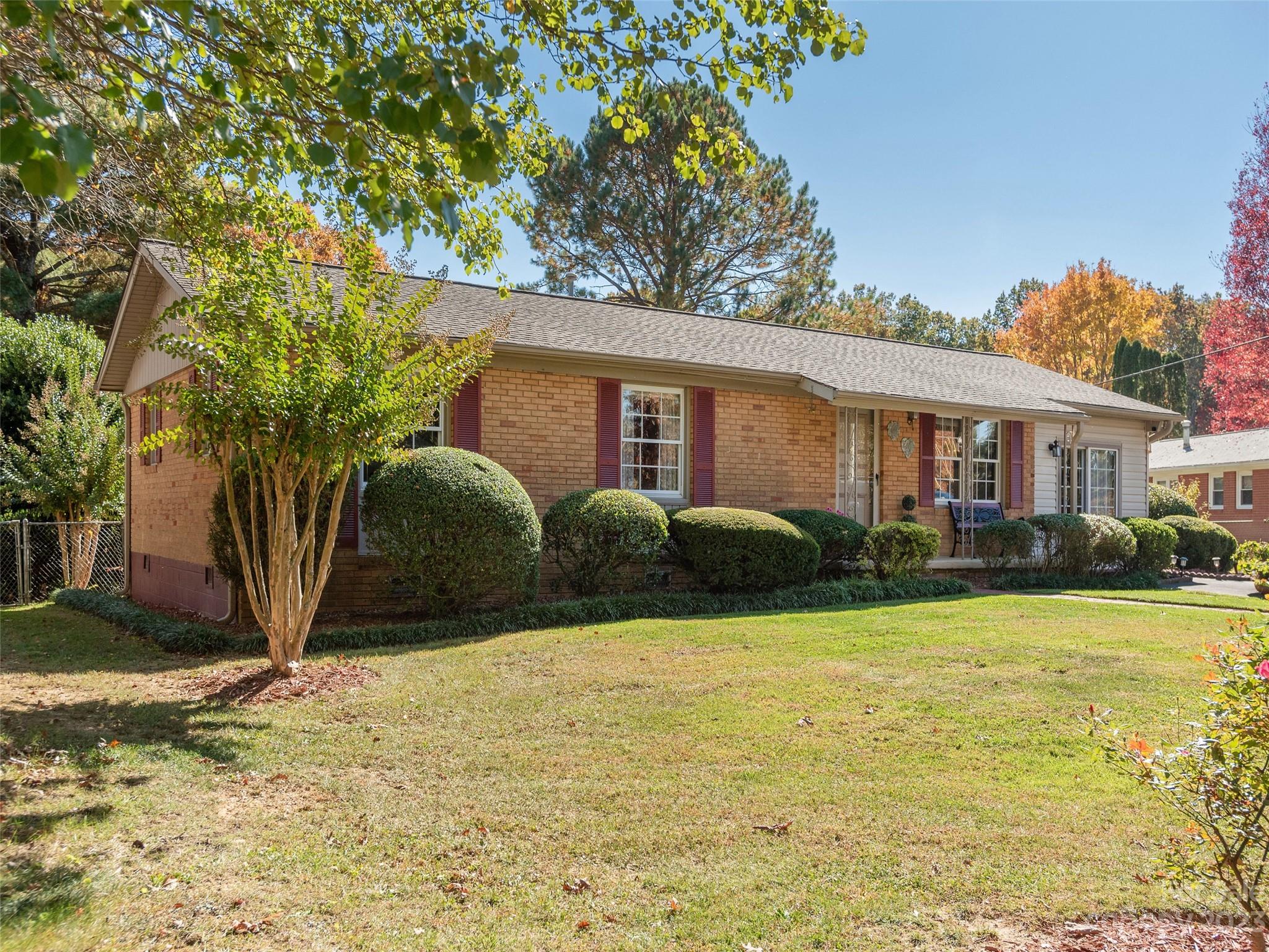 203 Weston Road Arden NC 28704