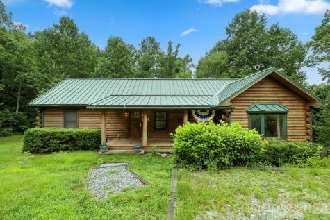 266 Rhododendron Drive Saluda NC 28773