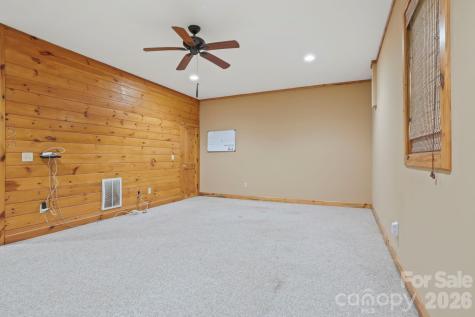 266 Rhododendron Drive Saluda NC 28773